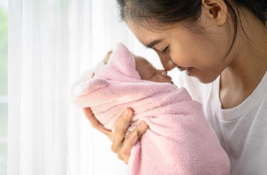 Pengaruh Faktor Lingkungan terhadap Kesehatan Ibu dan Bayi dalam Persalinan